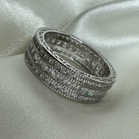 STERLING SILVER TRIPLE ROW ETERNITY BAND SIZE 9 - Picture 9 of 17